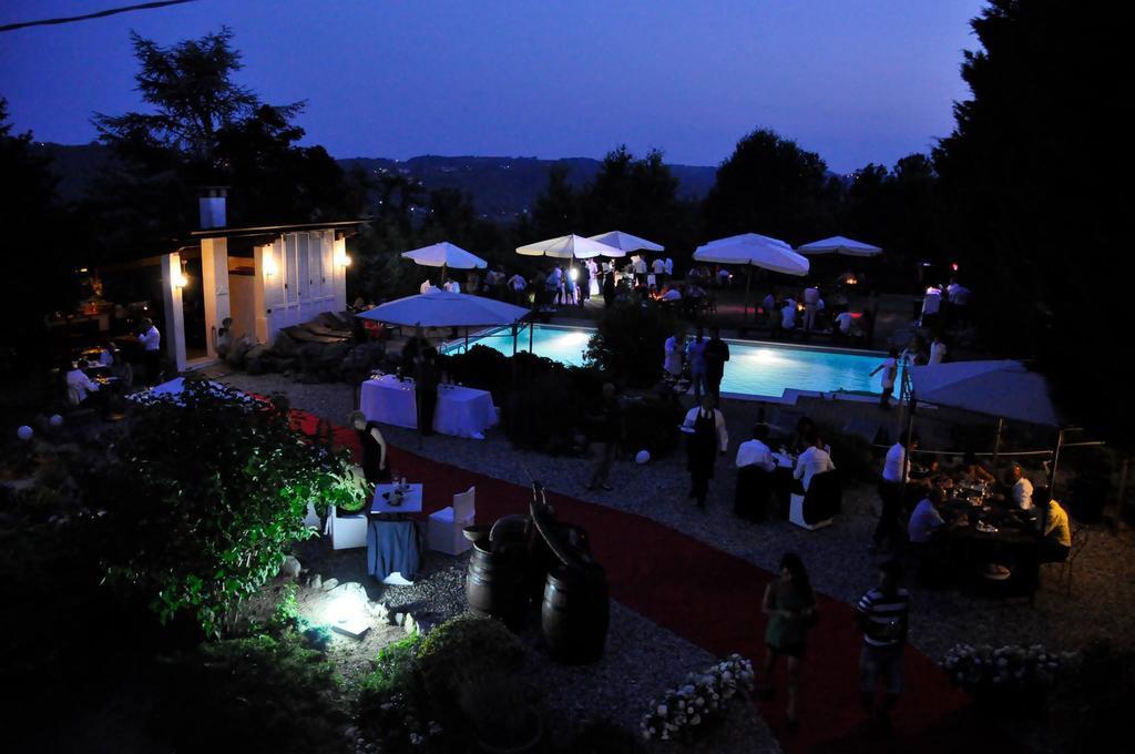 Premiata Osteria Dei Fiori Bed & Breakfast Cortiglione Bilik gambar